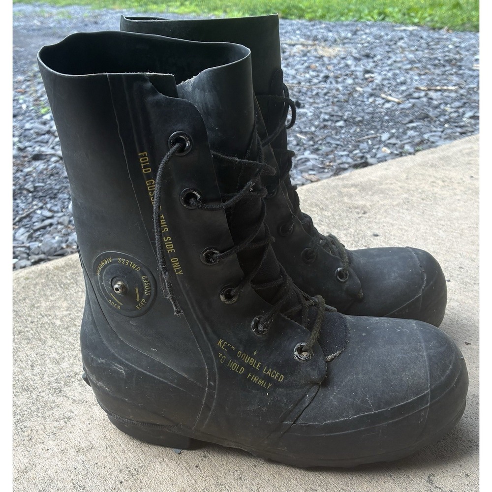 Vintage Bata Boots Mens 7R US Military Extreme Cold Weather Mickey Mouse 1983